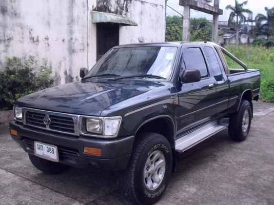 ขาย TOYOTA LN 111 SR5 2.8 รุ่นนำเข้าแท้ๆ สวยๆ สมบูรณ์มาก ขาย TOYOTA LN 111 SR5 2.8 รุ่นนำเข้าแท้ๆ สวยๆ สมบูรณ์มาก