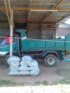 หกล้อ มิตซู110ดั้มเล็กปี40แท้ ทะเบียนพร้อมโอน รถใช้ได้ดีครับ