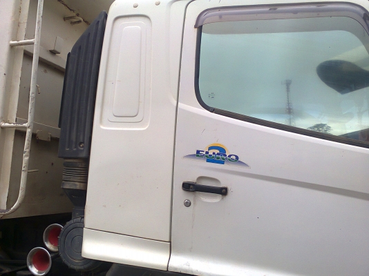 HINO MEGA 260 แรงม้า ดัมพ์ ปี47 มีระบบลากจูง