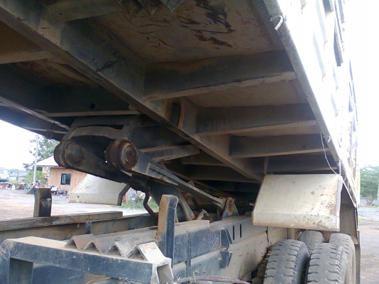 HINO MEGA 260 แรงม้า ดัมพ์ ปี47 มีระบบลากจูง