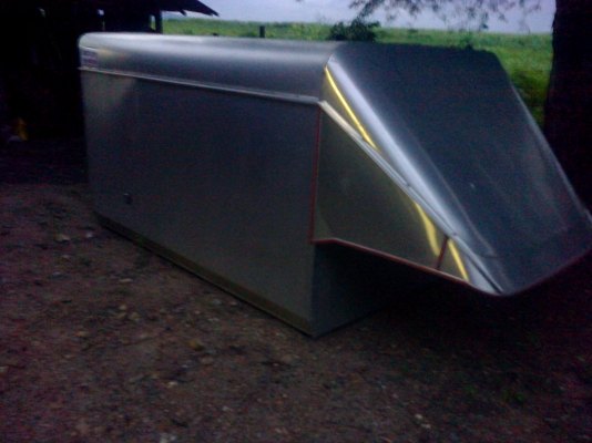 ขายหลังคารถตอนเดียวดีแมคและวีโก้ของให่มใช้แค่อทิตเดียว7500ขาย