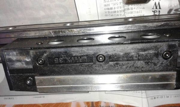 ขายชุดลูกกลิ้งรางสไลด์ 35 มม ยาว 93 ซม สภาพใหม่ มาก ๆ