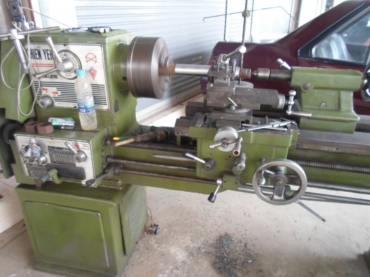 แท่นกลึง 4 ฟุต พร้อมใช้ไฟบ้าน กลึงเกลียวได้ คอม้าถอดได้ 40,000 แท่นกลึง 4 ฟุต พร้อมใช้ไฟบ้าน กลึงเกลียวได้ คอม้าถอดได้ 40,000