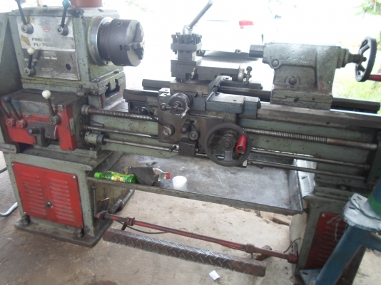 แท่นกลึง 5 ฟุต 3 เพลา เกียร์บล็อก พร้อมใช้งาน ด่วน !!!!!  67,000