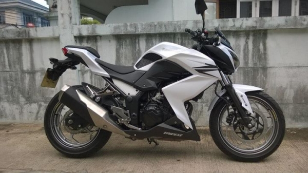 รถบ้าน Z250 สภาพเหมือนใหม่ แต่งสวยสุดๆ ทะเบียนสวย คุ้มราคา จัดส่งได้จ้า