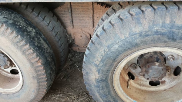 **690,000 บ.ต่อรอง**<<ถูกๆจัดให้ ร่วมสู้ด้วยกัน พี่น้องครับ !!>>ขาย10ล้อ2เพลาไม่ดั้ม HINO SUMO FM226 EM100-220HP เครื่องเดิมเกียร์เดิม สโลวเดิม เครื่องดีแรงดี แน่นดี สตาร์ทติดง่าย เกียร์ดีไม่หลุด ช่วงล่าง2เพลาเดิม คัสซีดีใหญ่ ไม่ปะไม่ดาม มีบวม **690,000 บ.ต่อรอง**<<ถูกๆจัดให้ ร่วมสู้ด้วยกัน พี่น้องครับ !!>>ขาย10ล้อ2เพลาไม่ดั้ม HINO SUMO FM226 EM100-220HP เครื่องเดิมเกียร์เดิม สโลวเดิม เครื่องดีแรงดี แน่นดี สตาร์ทติดง่าย เกียร์ดีไม่หลุด ช่วงล่าง2เพลาเดิม คัสซีดีใหญ่ ไม่ปะไม่ดาม มีบวม