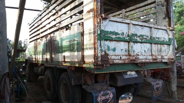 **690,000 บ.ต่อรอง**<<ถูกๆจัดให้ ร่วมสู้ด้วยกัน พี่น้องครับ !!>>ขาย10ล้อ2เพลาไม่ดั้ม HINO SUMO FM226 EM100-220HP เครื่องเดิมเกียร์เดิม สโลวเดิม เครื่องดีแรงดี แน่นดี สตาร์ทติดง่าย เกียร์ดีไม่หลุด ช่วงล่าง2เพลาเดิม คัสซีดีใหญ่ ไม่ปะไม่ดาม มีบวม **690,000 บ.ต่อรอง**<<ถูกๆจัดให้ ร่วมสู้ด้วยกัน พี่น้องครับ !!>>ขาย10ล้อ2เพลาไม่ดั้ม HINO SUMO FM226 EM100-220HP เครื่องเดิมเกียร์เดิม สโลวเดิม เครื่องดีแรงดี แน่นดี สตาร์ทติดง่าย เกียร์ดีไม่หลุด ช่วงล่าง2เพลาเดิม คัสซีดีใหญ่ ไม่ปะไม่ดาม มีบวม