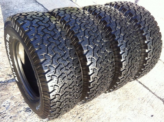ขายยาง BF Goodrich All-terrain ขนาด 265 70 r16 ปี11 สวยๆ