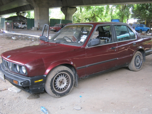bmw E30 เครื่องtoyota4sเกียร์ออโตบางเดิมใช้แก๊สLPG30000
