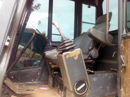 ขายแบคโฮ KOBELCO sk 045m2 สภาพสวยพร้อมใช้เครื่องดีเอวแน่นพร้อมใช้ ขายแบคโฮ KOBELCO sk 045m2 สภาพสวยพร้อมใช้เครื่องดีเอวแน่นพร้อมใช้