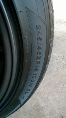 ขายล้อ CE28 พร้อมยาง ขอบ 18 หน้า 9.5 หลัง 10.5 สวยๆคับ