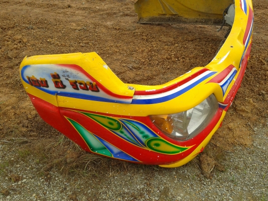 ขายหน้ากากหน้า - หลังไฟวีโก้ ของจ้างช้างปี54 ขายหน้ากากหน้า - หลังไฟวีโก้ ของจ้างช้างปี54