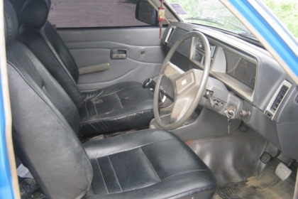 KB แค๊ป หัวโหนก สีสวย เครื่อง 2500 ช่วงล่างดีไม่มีผุ KB แค๊ป หัวโหนก สีสวย เครื่อง 2500 ช่วงล่างดีไม่มีผุ