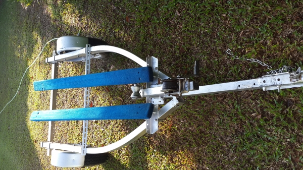 ขายเทรลเล่อร์สำหรับ Jetski ยืนครับ