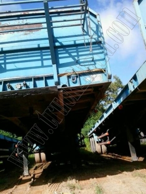 หางพ่วงเทเลอร์12ล้อ 3เพลา ของบริษัทสามมิตร ปี52