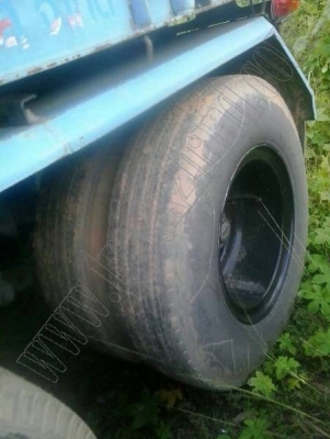 หางพ่วงเทเลอร์12ล้อ 3เพลา ของบริษัทสามมิตร ปี52