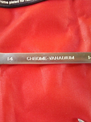 ขายชุดประแจแหวนข้างของใหม่ KTB  , 8,9,10,12,13,14,15,17,19,22,24,27,30 และ 32. ราคา 1850 บาท