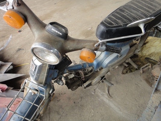 Honda คลาสสิก ตามรูปเดิม ๆ Honda คลาสสิก ตามรูปเดิม ๆ