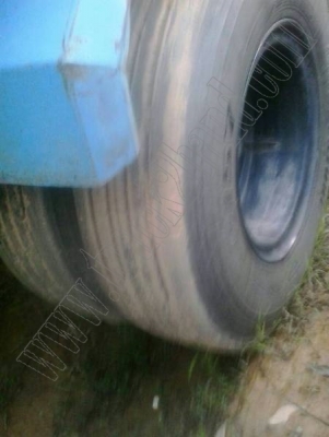 หางพ่วงเทเลอร์12ล้อ 3เพลา ของบริษัทสามมิตร ปี52