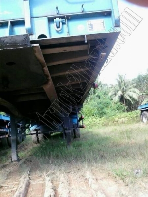 หางพ่วงเทเลอร์12ล้อ 3เพลา ของบริษัทสามมิตร ปี52