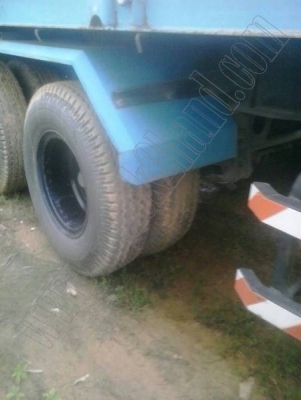 หางพ่วงเทเลอร์12ล้อ 3เพลา ของบริษัทสามมิตร ปี52