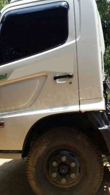 รถบรรทุก 6 ล้อดั้มพ์ HINO รุ่น FC9JEKA เลขเครื่อง JO58 TDH