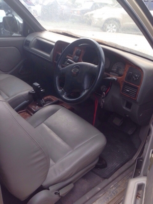 เเอดเเวนเจอร์เครื่อง3000 เกียร์ออโต้ ปี02 สภาพเป็นน้อยมากๆหรือรื้ออะไหลขายทุกชิ้น เเอดเเวนเจอร์เครื่อง3000 เกียร์ออโต้ ปี02 สภาพเป็นน้อยมากๆหรือรื้ออะไหลขายทุกชิ้น