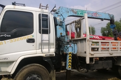 ขายเครนติดรถบรรทุก ZR 360 ขาสลับ 200,000บาท