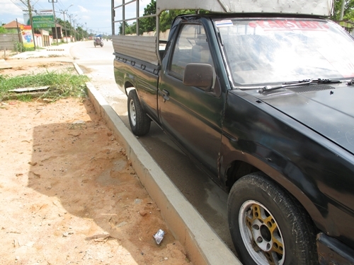 BIG M ฝาดำ ดีเซล ปี90 เครื่องดีไม่เยิ้มความรั้อนปรกติคับช่วงล่างโอเค ราคาคุย