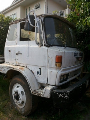 ขายรถหกล้อ HINO  6  สูบ 150 แรงม้า 2 เพลา 4 ล้อ ยาง 6 เส้น