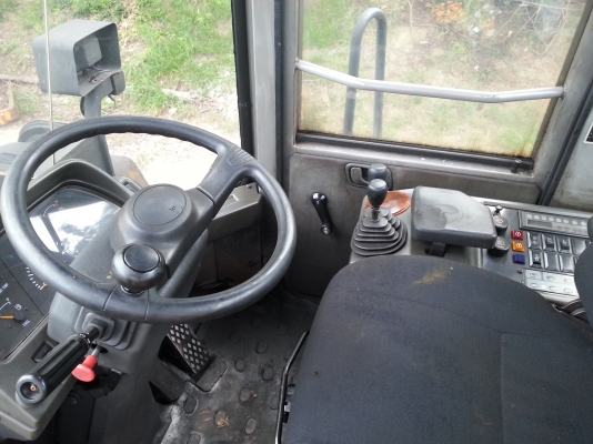 ขายรถตัก TCM L40