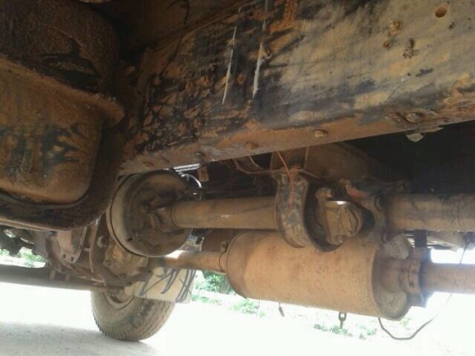 ขายรถสิบล้อเทเลอร์รถเกี่ยว MITSUBISHI TD ซีเรียล 3,9xx เครื่อง 6d16-195 แรง 2 เพลา แชสซีสวย ทะเบียนพร้อม