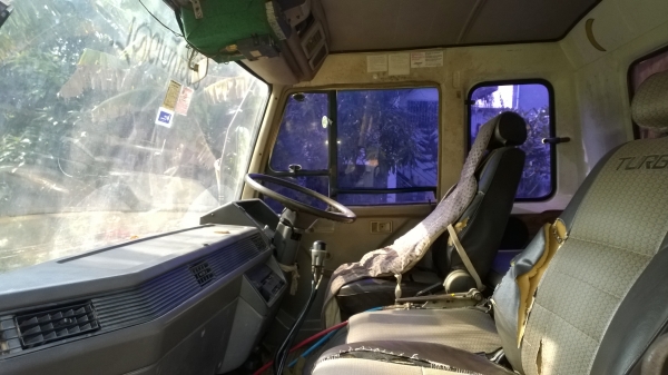 10ล้อดั้ม220แรง ฟูโซ่..FN527M-TF2355 รถห้างแท้..เดิมๆเครื่องเดิม เกียร์เดิม...