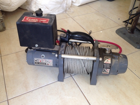 ขาย Winch motor 12 VDC ใช้ยกของ สภาพสวย พร้อมใช้งาน