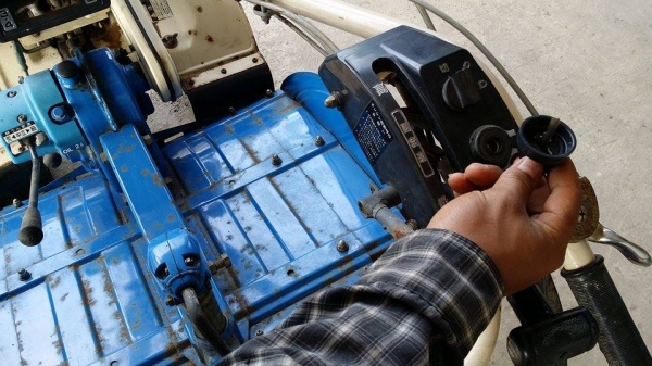 รถไถเดินตาม ISEKI  เก่าญี่ปุ่น สภาพพร้อมใช้งาน มีสตาร์ทไฟฟ้า กับสตาร์ทมือ