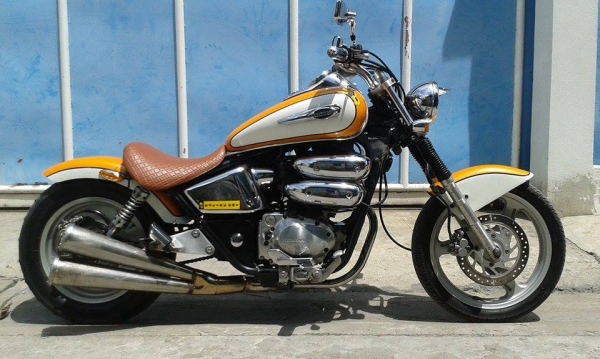 ขาย Phantom TA 200cc รถปลายปี46 แต่งแนวสตีท400cc ทะเบียนพร้อมโอนภาษีไม่ขาด(พึ่งต่อ)