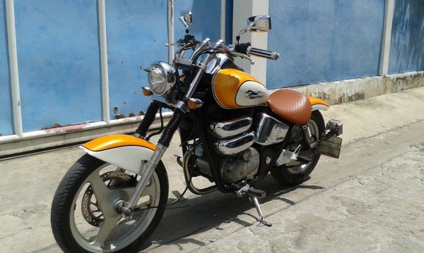 ขาย Phantom TA 200cc รถปลายปี46 แต่งแนวสตีท400cc ทะเบียนพร้อมโอนภาษีไม่ขาด(พึ่งต่อ)