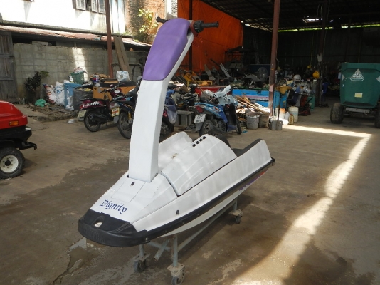 ขายเจ็ทสกี SUPERJET SKI เรือยืน YAMAHA 650 ขายเจ็ทสกี SUPERJET SKI เรือยืน YAMAHA 650