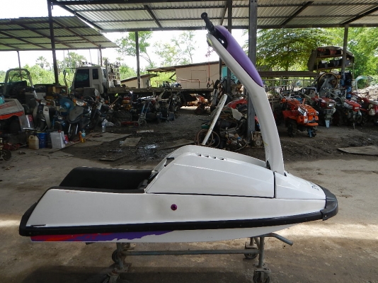 ขายเจ็ทสกี SUPERJET SKI เรือยืน YAMAHA 650 ขายเจ็ทสกี SUPERJET SKI เรือยืน YAMAHA 650