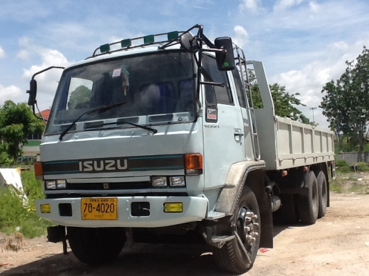 ขายรถสิบล้ออีซูซุเพลาเดียวเครื่อง195เทอร์โบอินเตอร์(ฝากขาย)