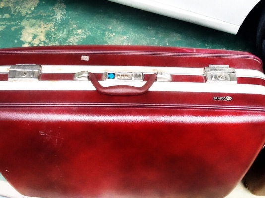 กระเป๋าชายใหญ่แห่งบ้านทรายทอง คู่ละ1800.-ด่วนๆ