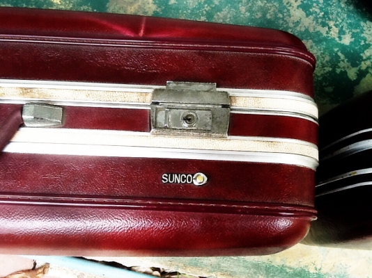 กระเป๋าชายใหญ่แห่งบ้านทรายทอง คู่ละ1800.-ด่วนๆ