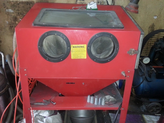 ขายเครื่องยิงทรายพร้อมปั้มลมอุปกรครบพร้อมยิง