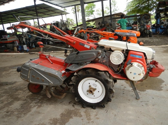 ขายรถพรวนดิน KUBOTA T7 พร้อมใช้งาน ขายรถพรวนดิน KUBOTA T7 พร้อมใช้งาน