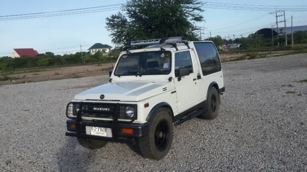 1991 suzuki คาริเบี่ยน ตู้ปลา สีขาว สภาพเดิม