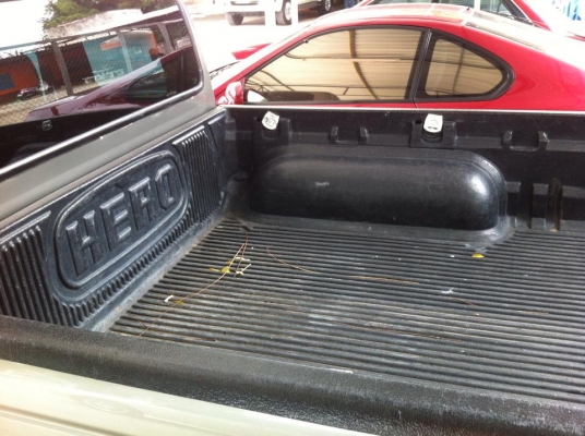 ขายรถกระบะ FORD RANGER Open cab ปี 46 เครื่องยนต์ดีเซล 2,500cc เกียร์ธรรมดา เครื่องและช่วงล่างดีมาก เช็คศูนย์มาตลอด ยางใหม่ๆ4เส้น มีเล่มทะเบียนพร้อมเอกสารการโอน ครบชุดครับ ราคา 230,000.-บาท ขายรถกระบะ FORD RANGER Open cab ปี 46 เครื่องยนต์ดีเซล 2,500cc เกียร์ธรรมดา เครื่องและช่วงล่างดีมาก เช็คศูนย์มาตลอด ยางใหม่ๆ4เส้น มีเล่มทะเบียนพร้อมเอกสารการโอน ครบชุดครับ ราคา 230,000.-บาท