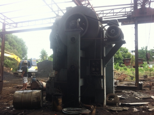 ขายเครื่องตัดเหล็กขนาดใหญ่ เหมาะสำหรับใช้งานในโรงเหล็ก