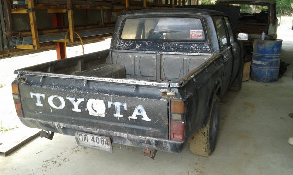 ขาย Body ม้ากระโดด เครื่องดีเซล 4 ประตู มีเกียร์ โฟร์วินซ์ตรงรุ้นให้ด้วย ขาย Body ม้ากระโดด เครื่องดีเซล 4 ประตู มีเกียร์ โฟร์วินซ์ตรงรุ้นให้ด้วย