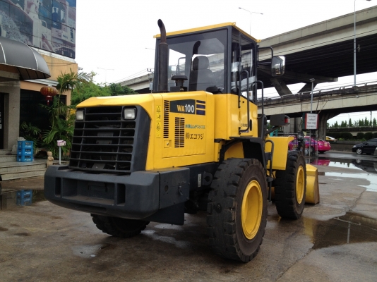 ลดกระหน่ำ รถตัก Komatsu WA100-5