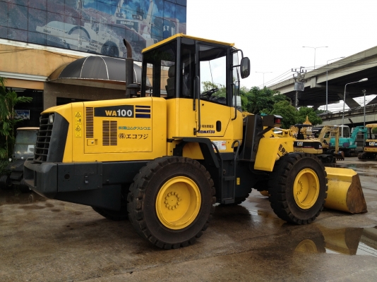 ลดกระหน่ำ รถตัก Komatsu WA100-5